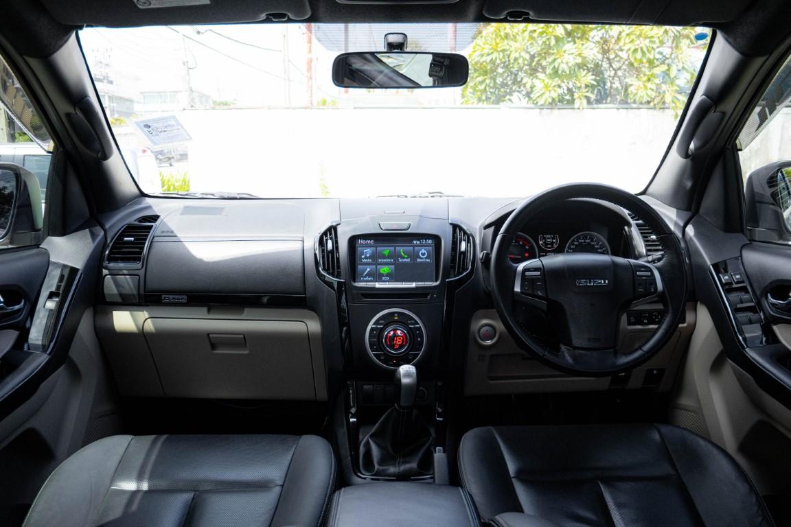 Isuzu Dmax Cab4 Hilander 1.9 ZP Stealth M/T 2020 *LK0535*